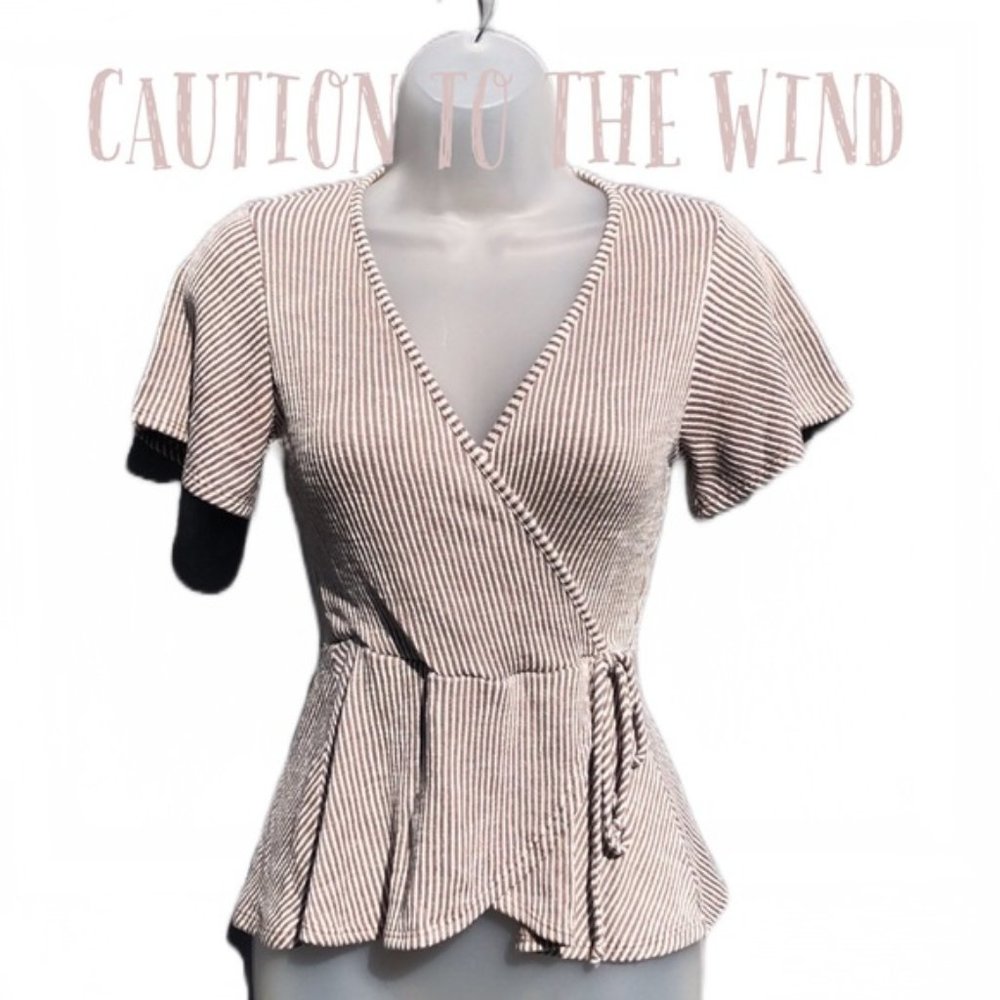 Caution to the Wind faux wrap short sleeve top - Picture 1 of 10